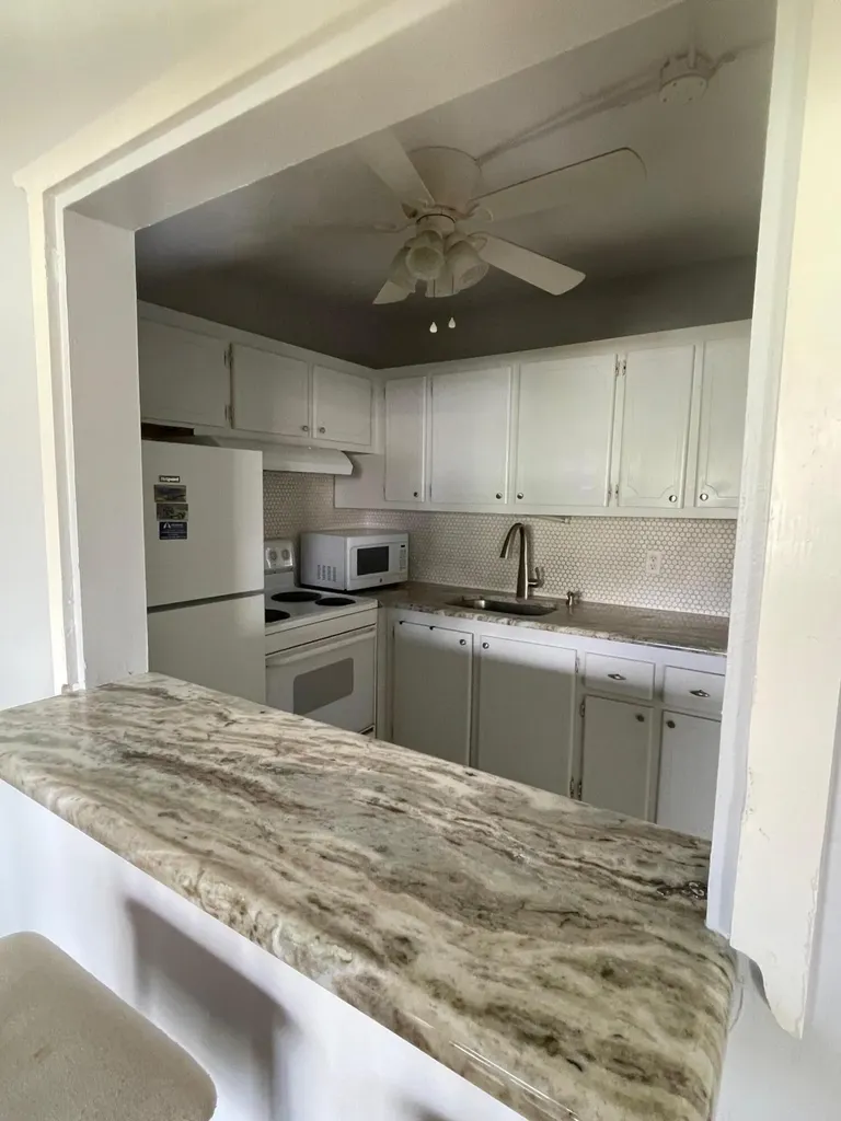 376 Windsor Q West Palm Beach FL 33417