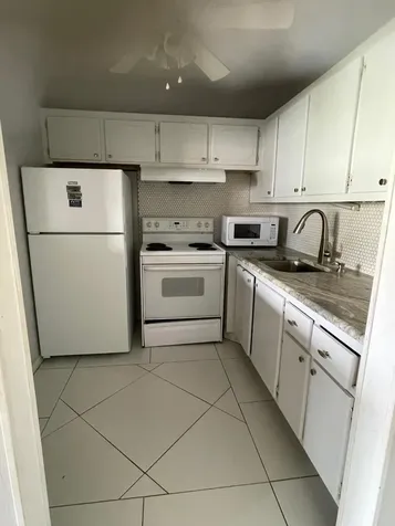376 Windsor Q West Palm Beach FL 33417