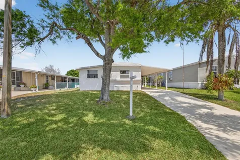 7338 SE Redbird Circle Hobe Sound FL 33455