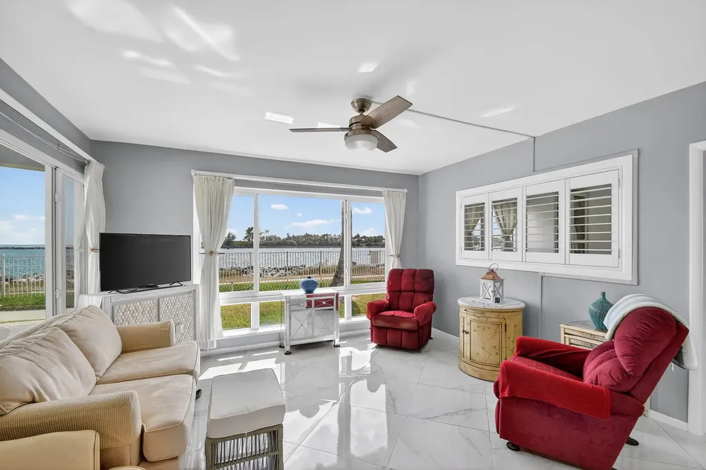 214 Inlet Way Palm Beach Shores FL 33404