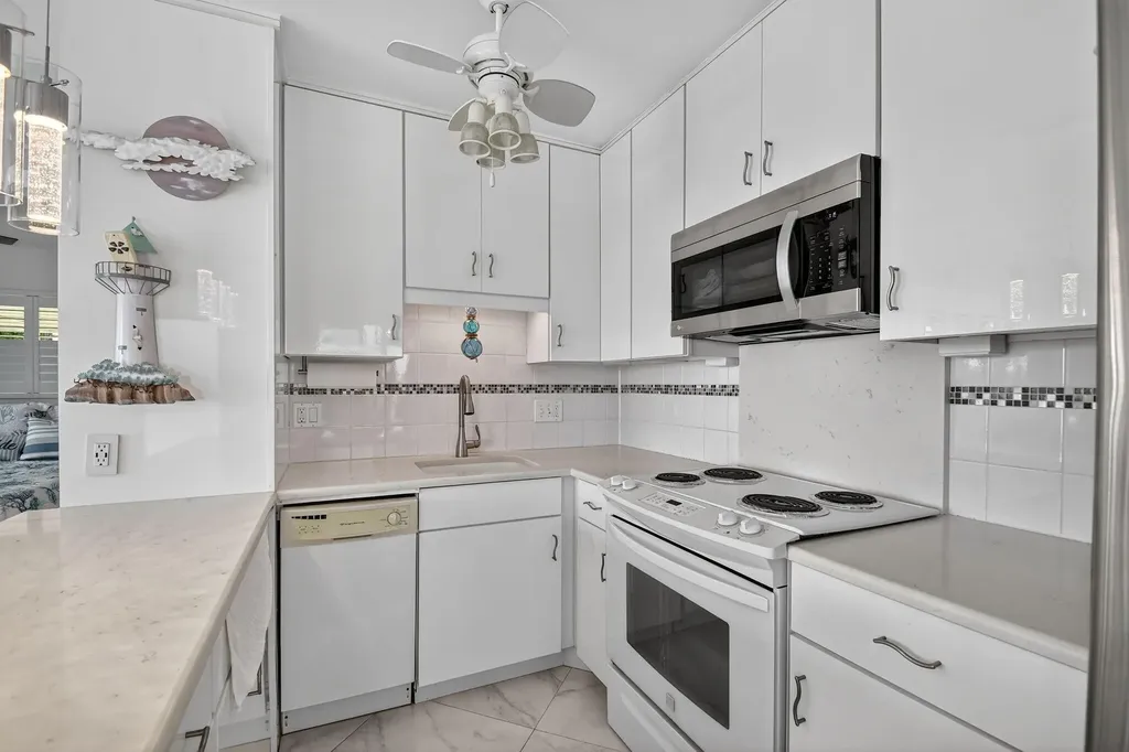 214 Inlet Way Palm Beach Shores FL 33404
