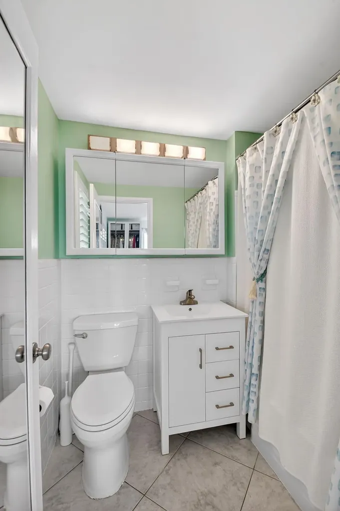 214 Inlet Way Palm Beach Shores FL 33404