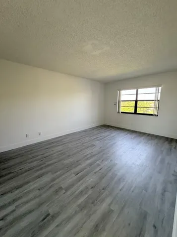 9235 SW 8th Street Boca Raton FL 33428