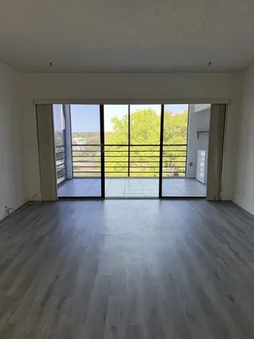 9235 SW 8th Street Boca Raton FL 33428