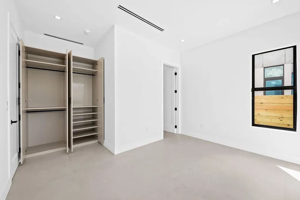 2324 SW 26th Street Miami FL 33133