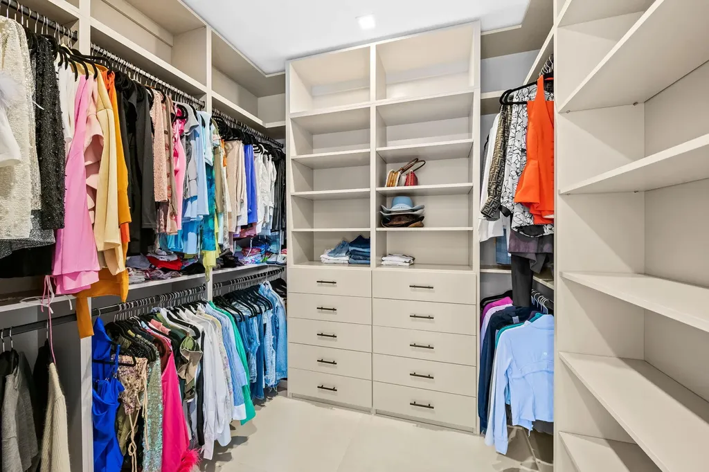2324 SW 26th Street Miami FL 33133
