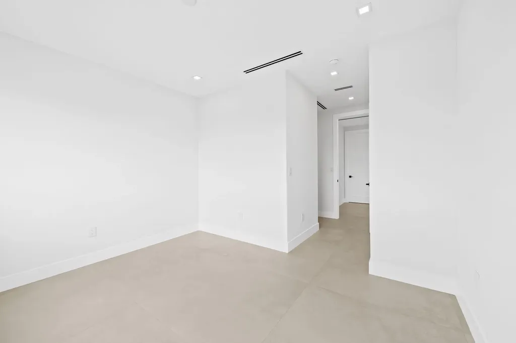 2324 SW 26th Street Miami FL 33133