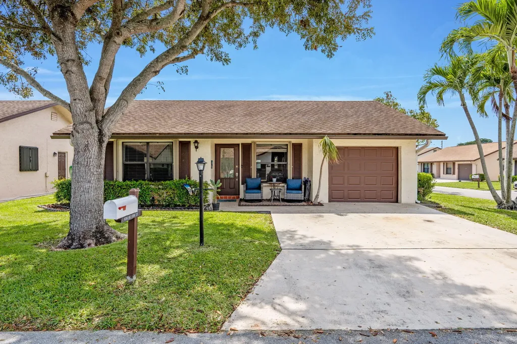 6266 Red Cedar Circle Greenacres FL 33463