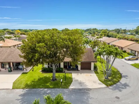 6266 Red Cedar Circle Greenacres FL 33463