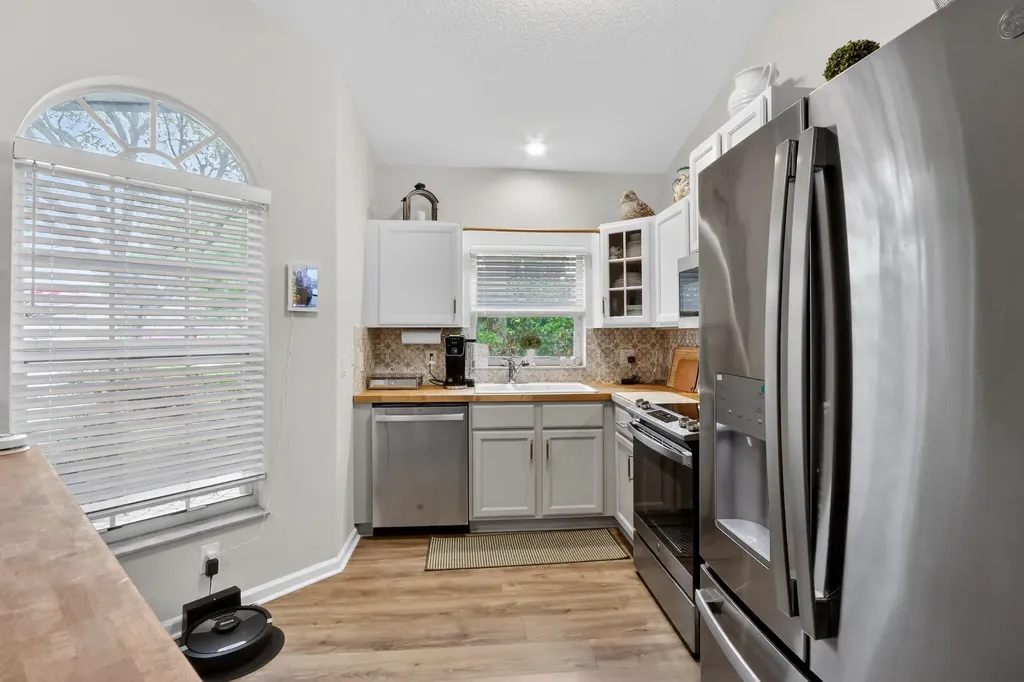 8446 Via Serena Boca Raton FL 33433