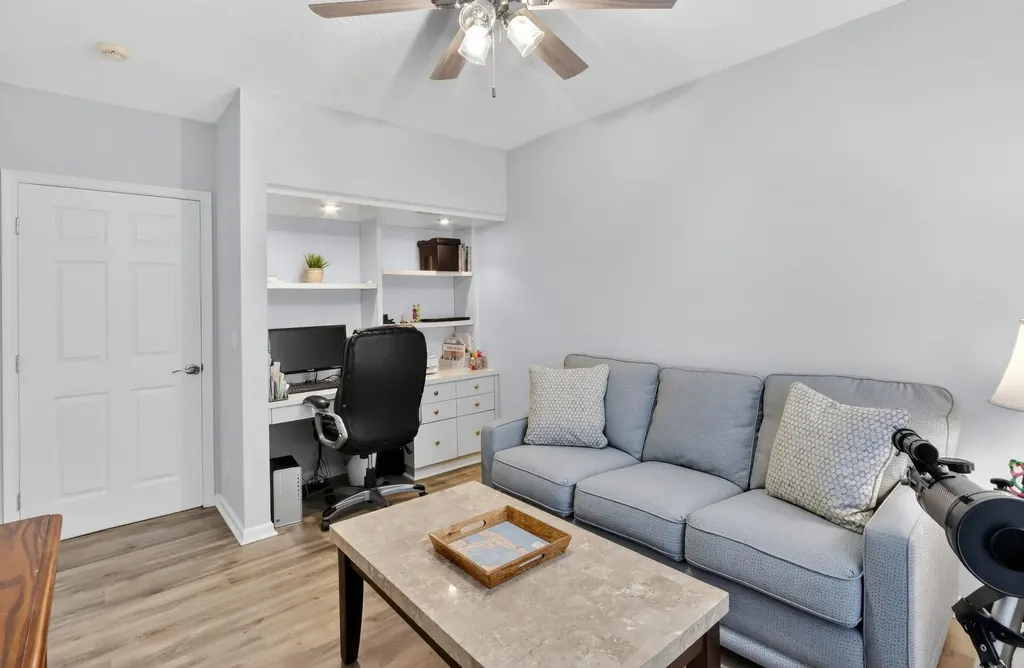 8446 Via Serena Boca Raton FL 33433