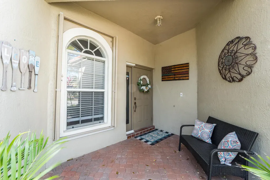 8446 Via Serena Boca Raton FL 33433