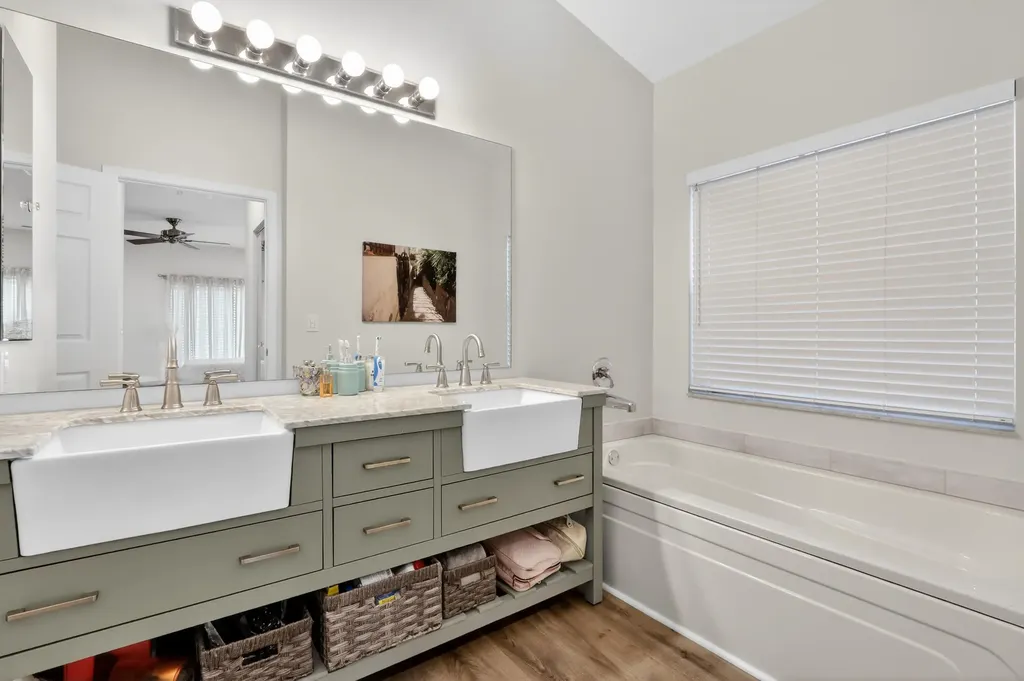 8446 Via Serena Boca Raton FL 33433