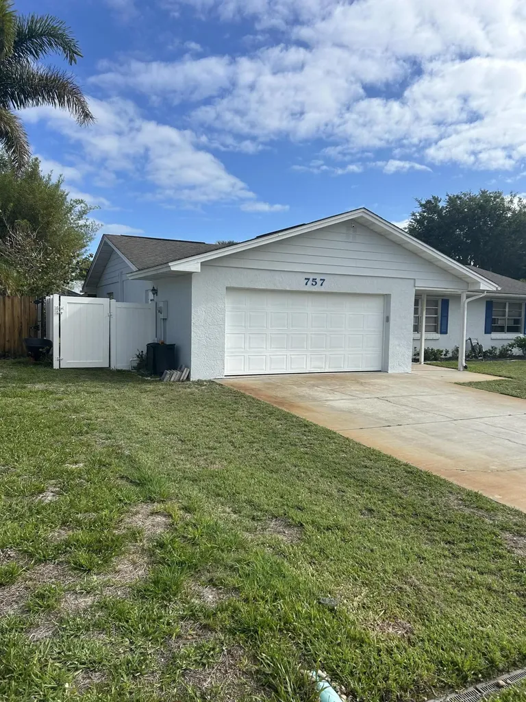 757 NE Maranta Terrado Jensen Beach FL 34957