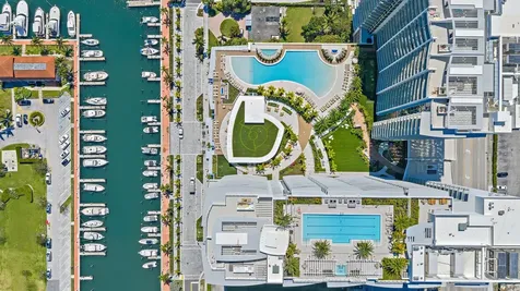 220 Lake Shore Drive Lake Park FL 33403