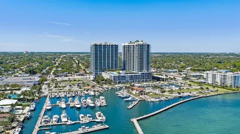 220 Lake Shore Drive Lake Park FL 33403
