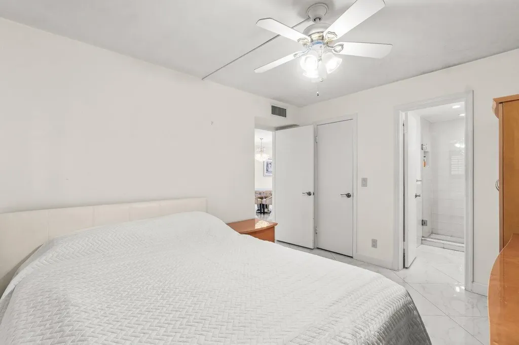 2010 S Federal Highway Boynton Beach FL 33435