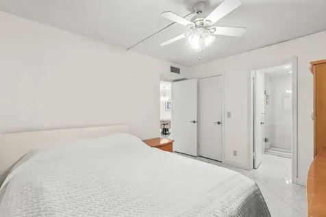 2010 S Federal Highway Boynton Beach FL 33435