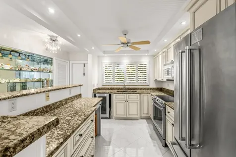 2010 S Federal Highway Boynton Beach FL 33435