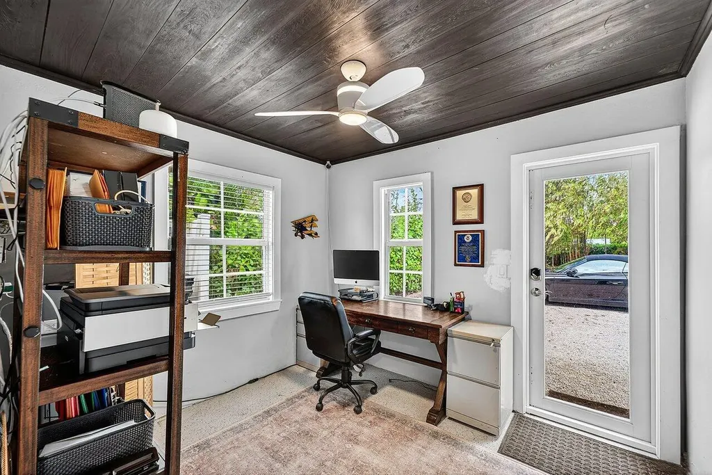 321 SW 1st Avenue Boynton Beach FL 33435