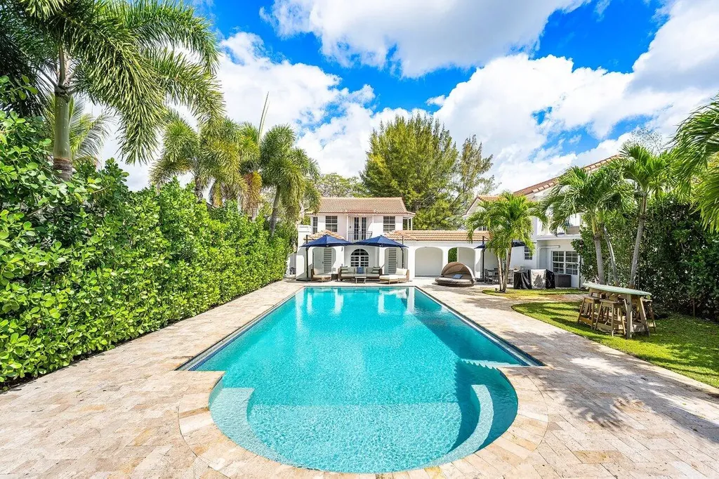 321 SW 1st Avenue Boynton Beach FL 33435