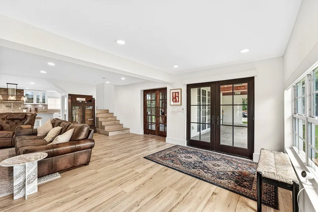 321 SW 1st Avenue Boynton Beach FL 33435