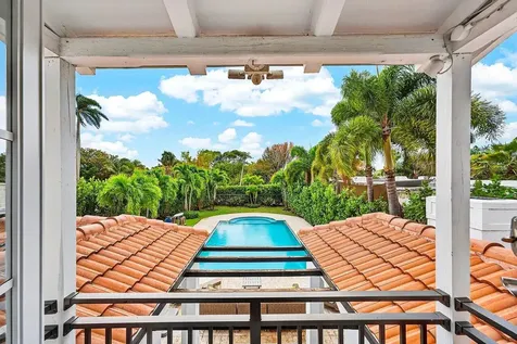 321 SW 1st Avenue Boynton Beach FL 33435