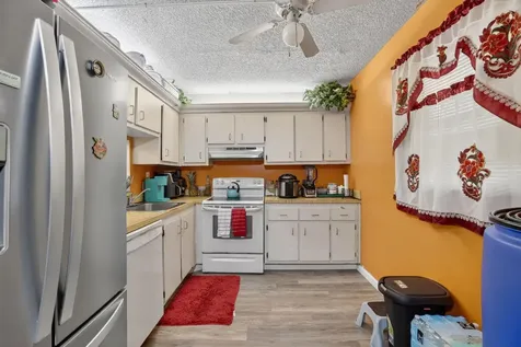 1830 SW 81st Avenue North Lauderdale FL 33068