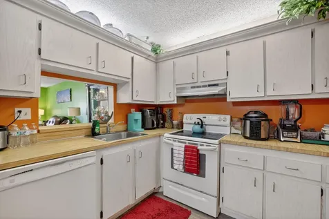 1830 SW 81st Avenue North Lauderdale FL 33068