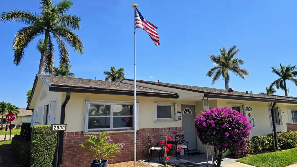 2800 Ashley Drive E West Palm Beach FL 33415