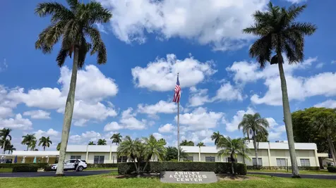 2800 Ashley Drive E West Palm Beach FL 33415