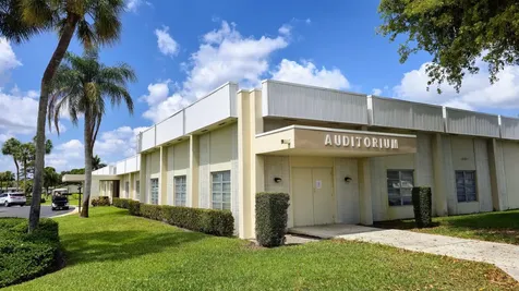 2800 Ashley Drive E West Palm Beach FL 33415