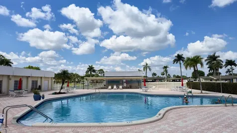2800 Ashley Drive E West Palm Beach FL 33415