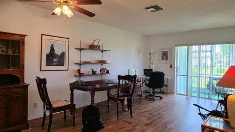 2800 Ashley Drive E West Palm Beach FL 33415