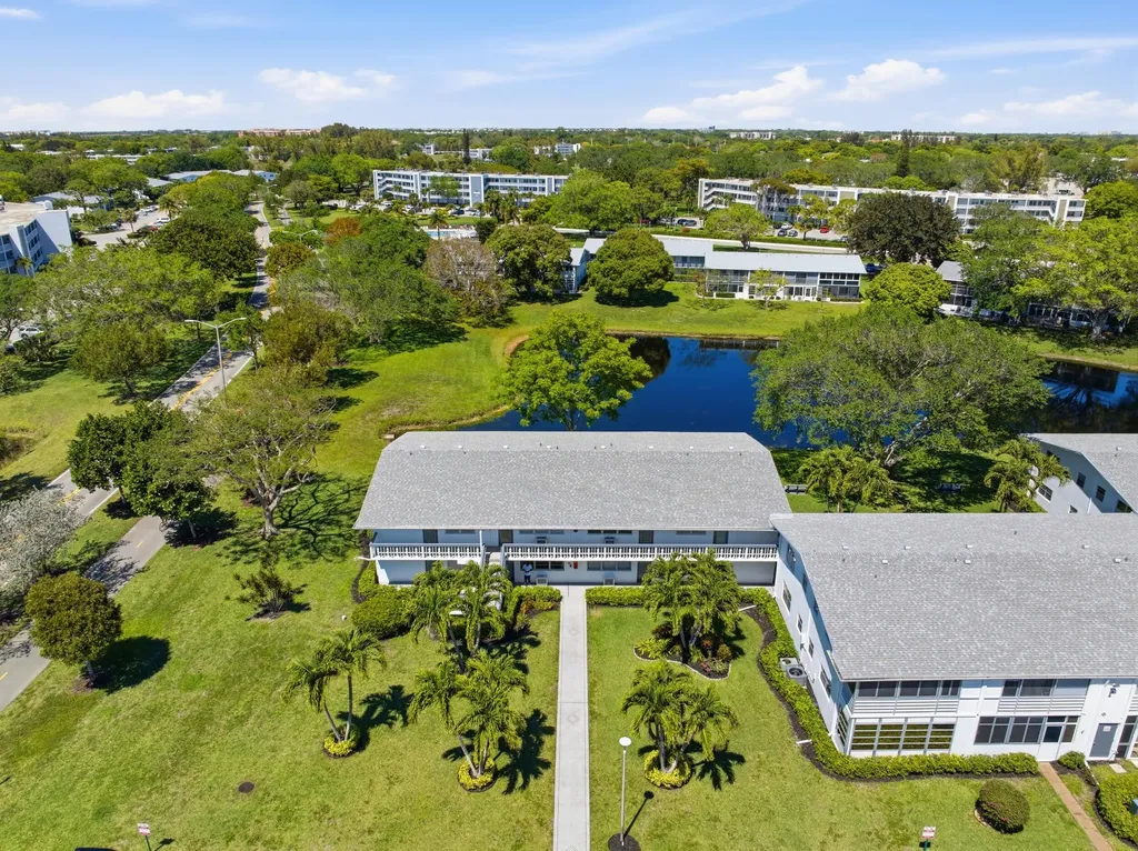 115 Markham F Deerfield Beach FL 33442