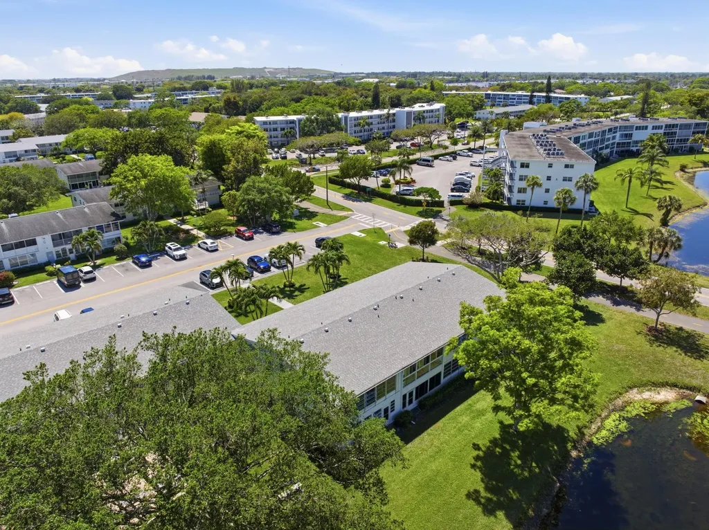 115 Markham F Deerfield Beach FL 33442