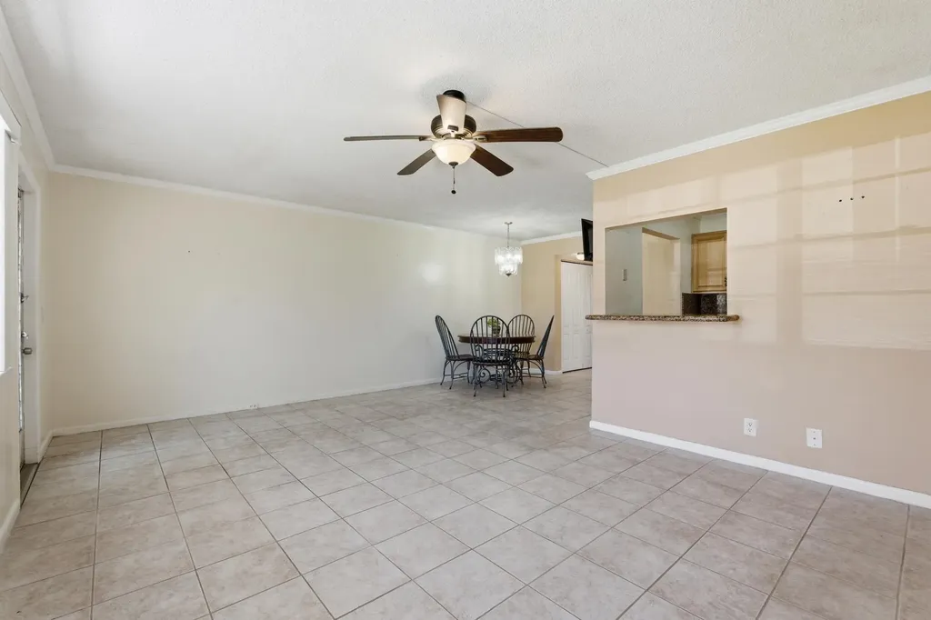115 Markham F Deerfield Beach FL 33442