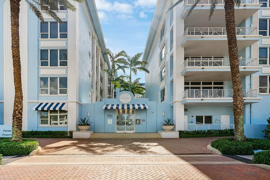 701 SE 21st Avenue Deerfield Beach FL 33441