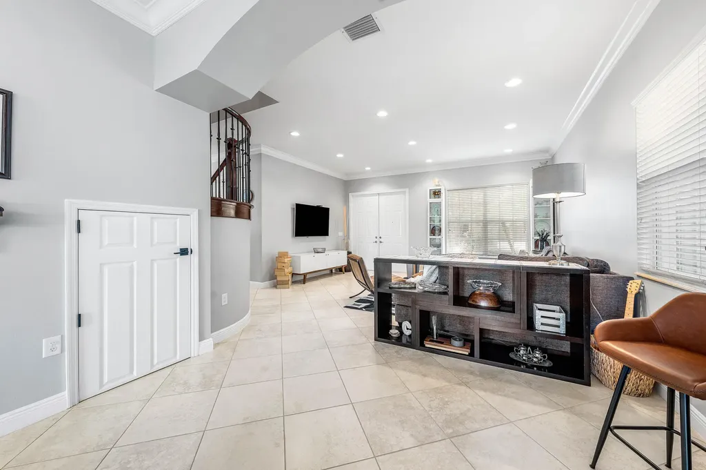 8867 Starhaven Cove Boynton Beach FL 33473