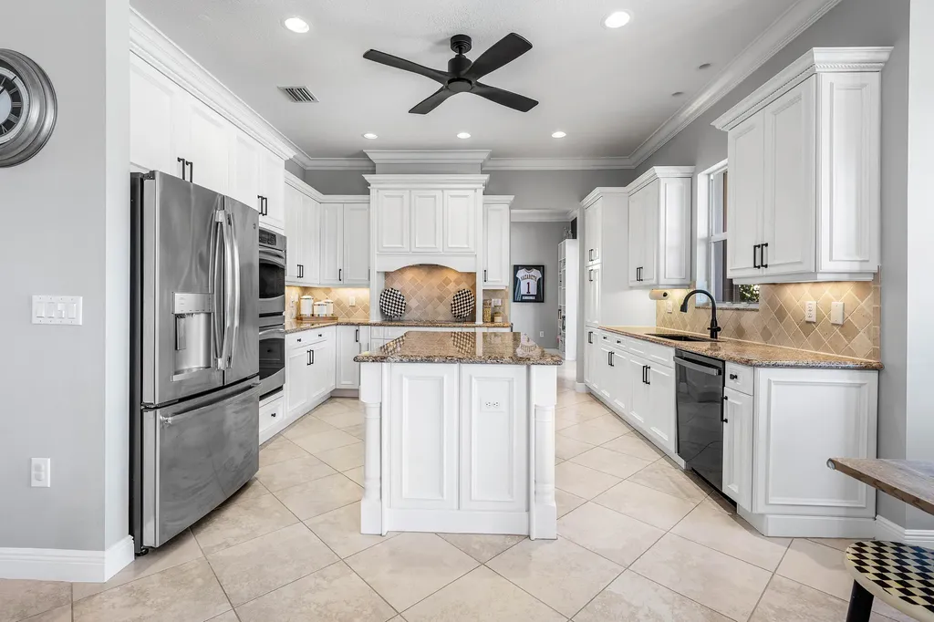 8867 Starhaven Cove Boynton Beach FL 33473
