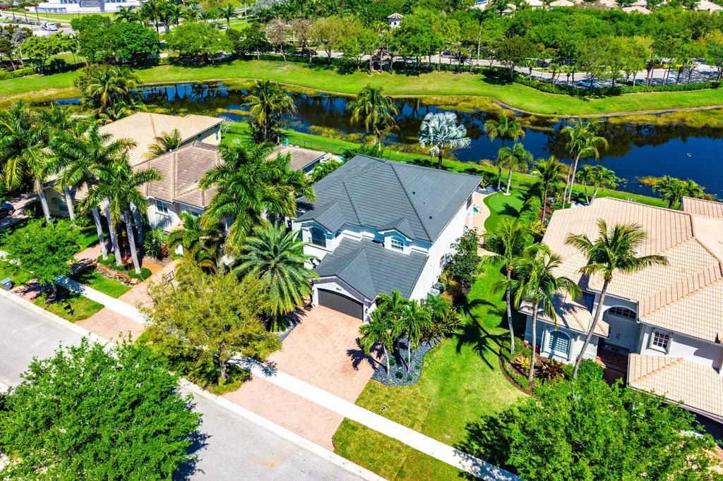8867 Starhaven Cove Boynton Beach FL 33473