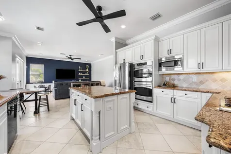 8867 Starhaven Cove Boynton Beach FL 33473