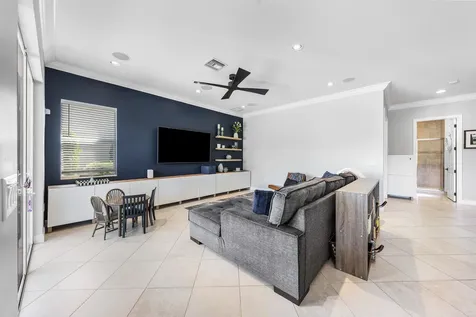 8867 Starhaven Cove Boynton Beach FL 33473
