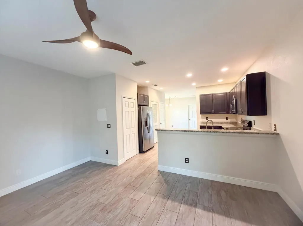 758 NE Hawks Ridge Way Port St Lucie FL 34983