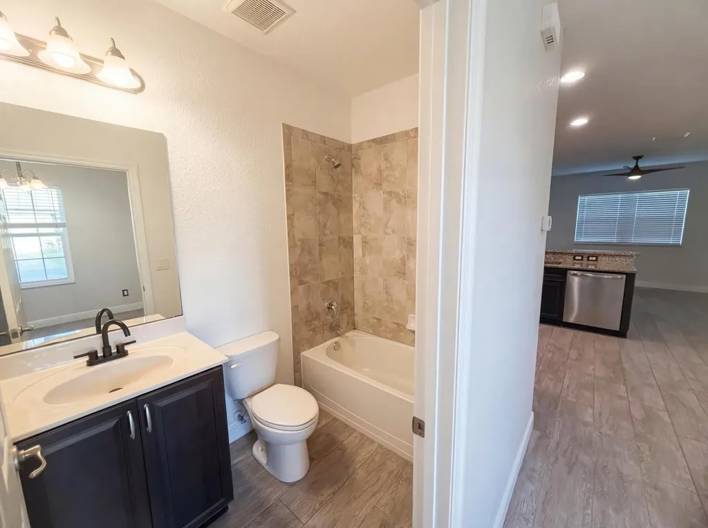 758 NE Hawks Ridge Way Port St Lucie FL 34983