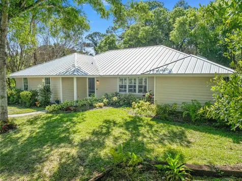 435 61st Avenue Vero Beach FL 32968