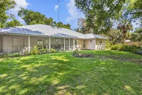 435 61st Avenue Vero Beach FL 32968