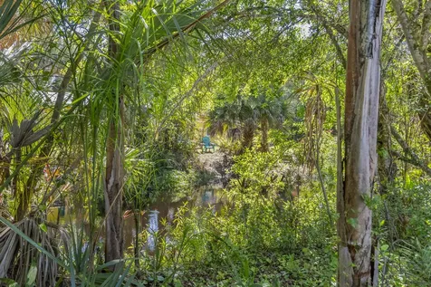 435 61st Avenue Vero Beach FL 32968