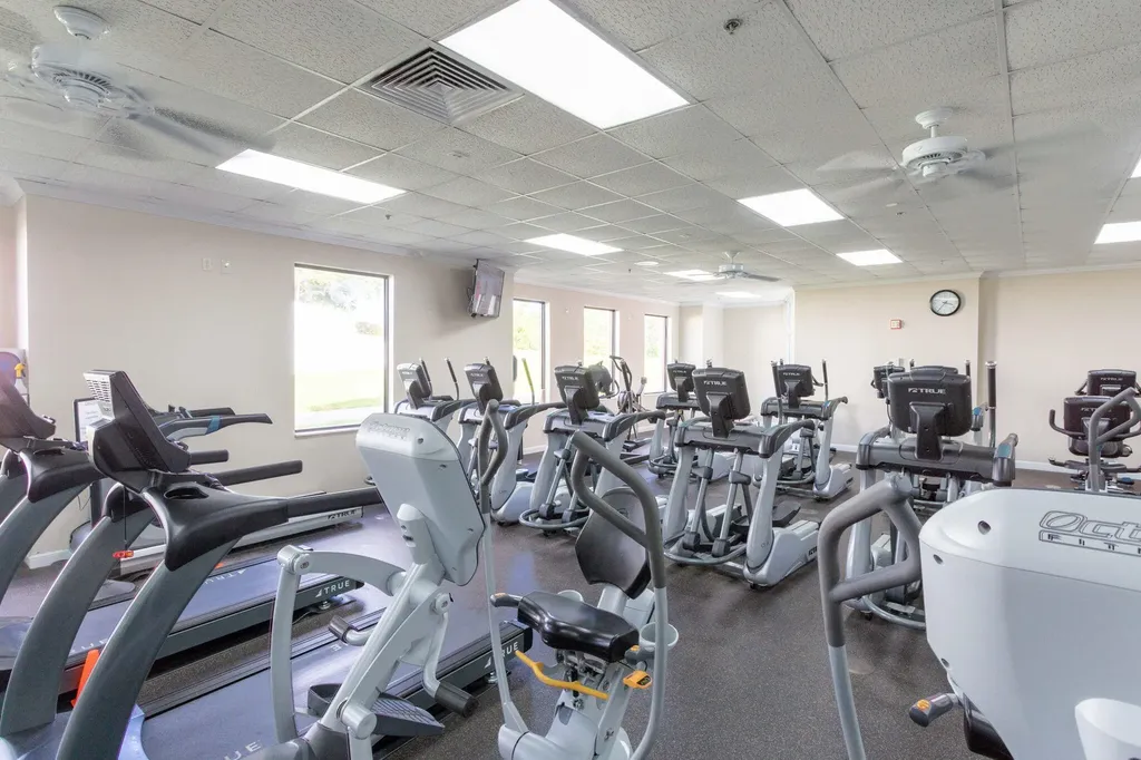 2005 Newport G Deerfield Beach FL 33442