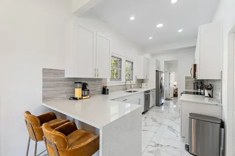 423 Avenida Alegre West Palm Beach FL 33405